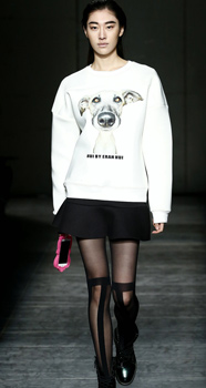 惠文龙时装发布