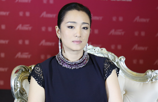 巩俐亮相2015春夏中国国际时装周