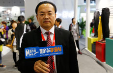 辽宁省海城市人民政府党组副书记范静国