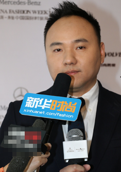 与狼共舞:追求出色 有爱同行