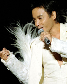 十张图片看懂张国荣的一生