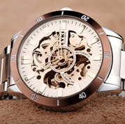 手表涨价还是降价？