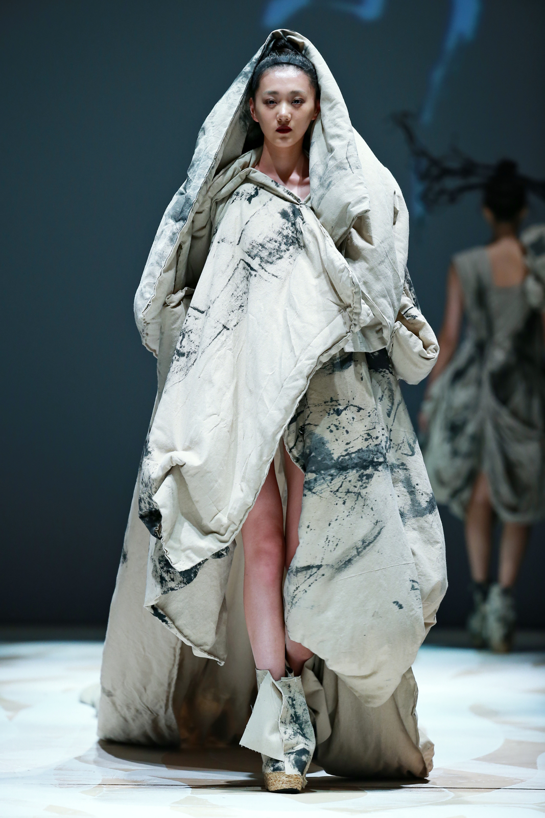 2016春夏中国国际时装周 马德帆2016艺术作品发布会