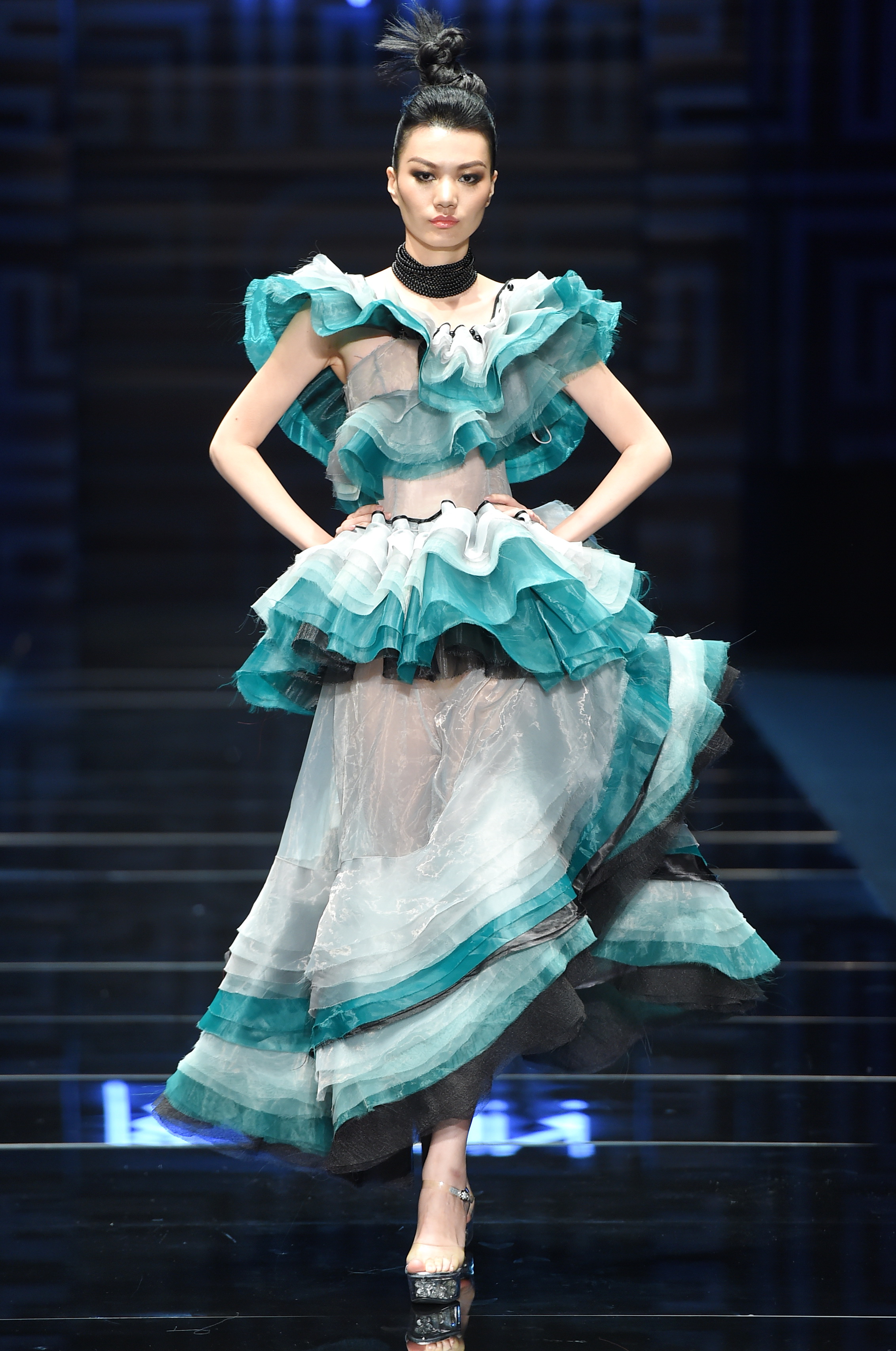 2016春夏系列中国国际时装周 毛戈平•2016MGPIN彩妆造型趋势发布