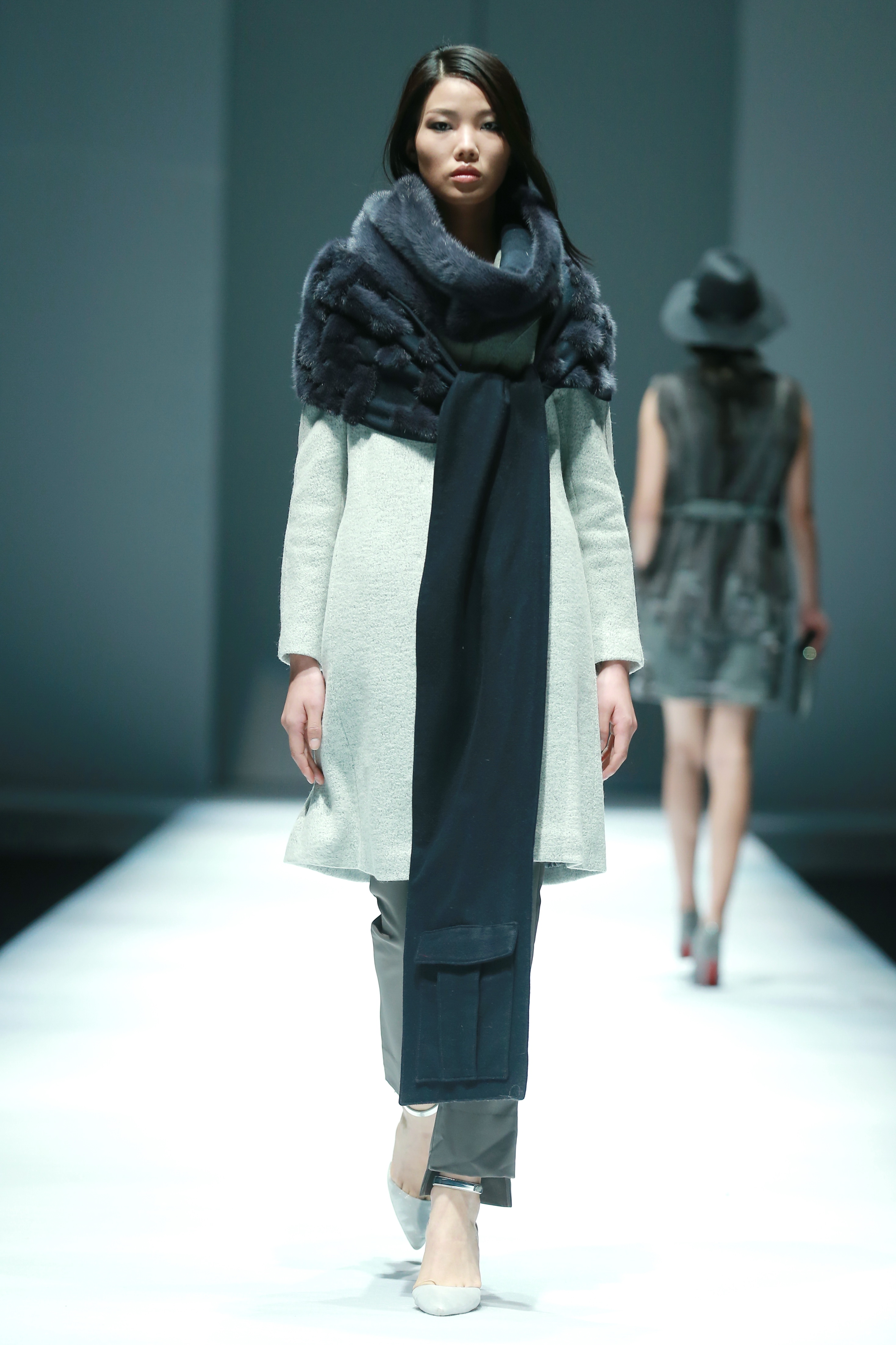 2016春夏系列中国国际时装周 哥本哈根皮草&歌力思联合发布