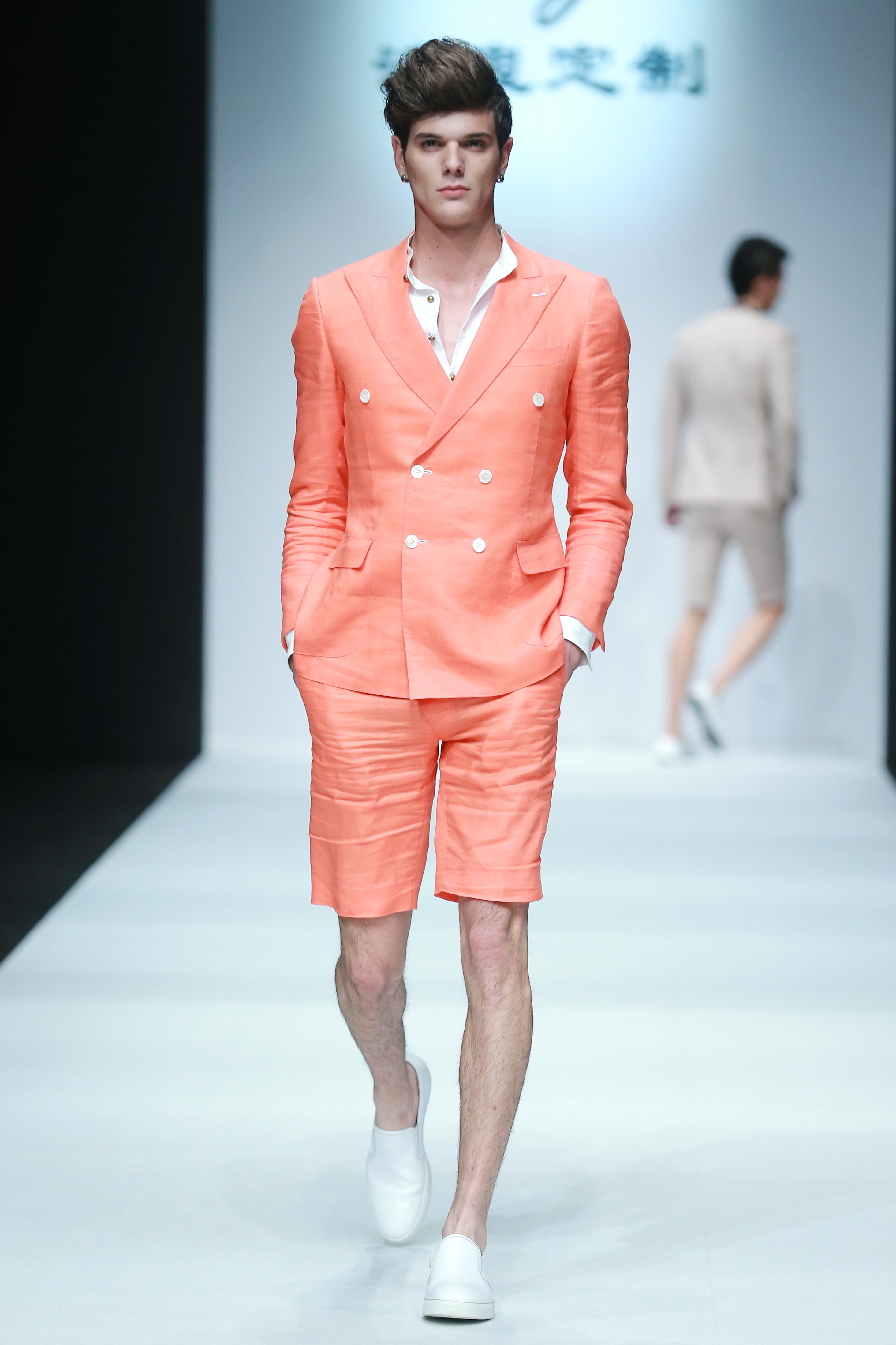 2016春夏系列中国国际时装周 清曳•倩私人定制发布