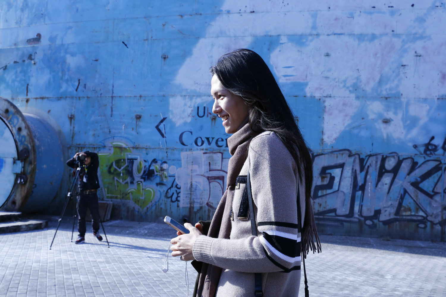 这个笑起来温文尔雅的，是个汉子。