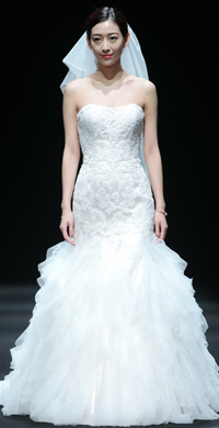 ALLAN CAI&middot;蔡中涵婚纱晚礼服发布