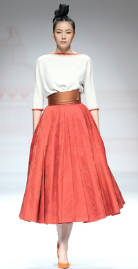 楚和听香&middot;楚艳时装发布