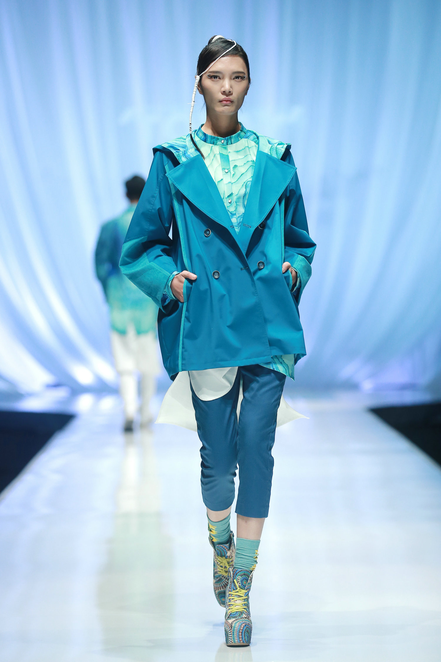 2016春夏系列中国国际时装周 东丽·刘薇作品发布会