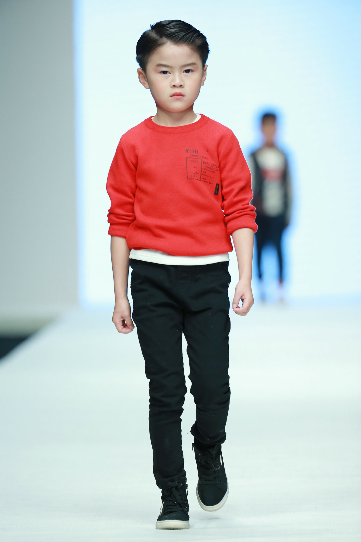 2016春夏系列中国国际时装周 小童星时尚秀