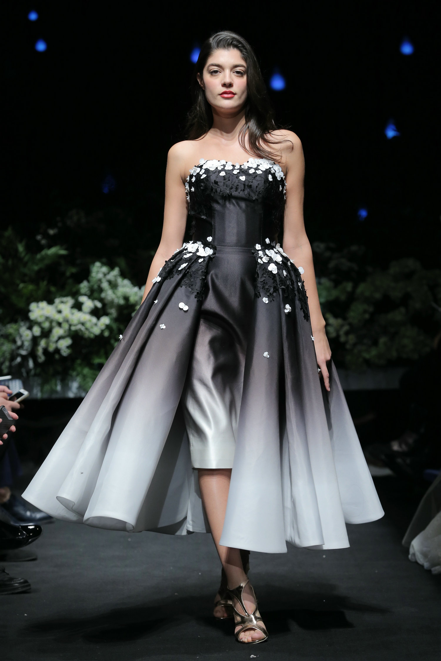 2016春夏系列中国国际时装周 Shenbai深白高级礼服婚纱发布