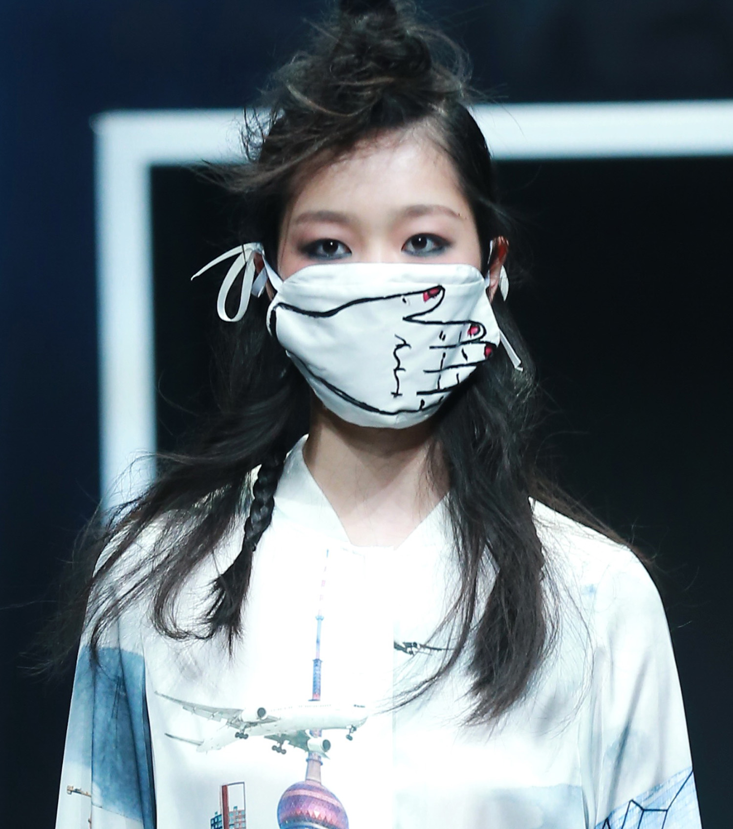 2016春夏系列中国国际时装周 ILOVECHOC·魏超潮流时装发布