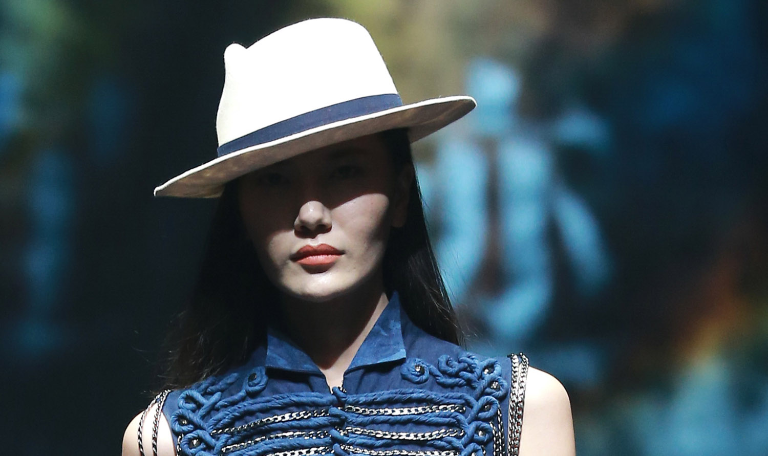 2016春夏系列中国国际时装周 茧迹·李呐时装发布