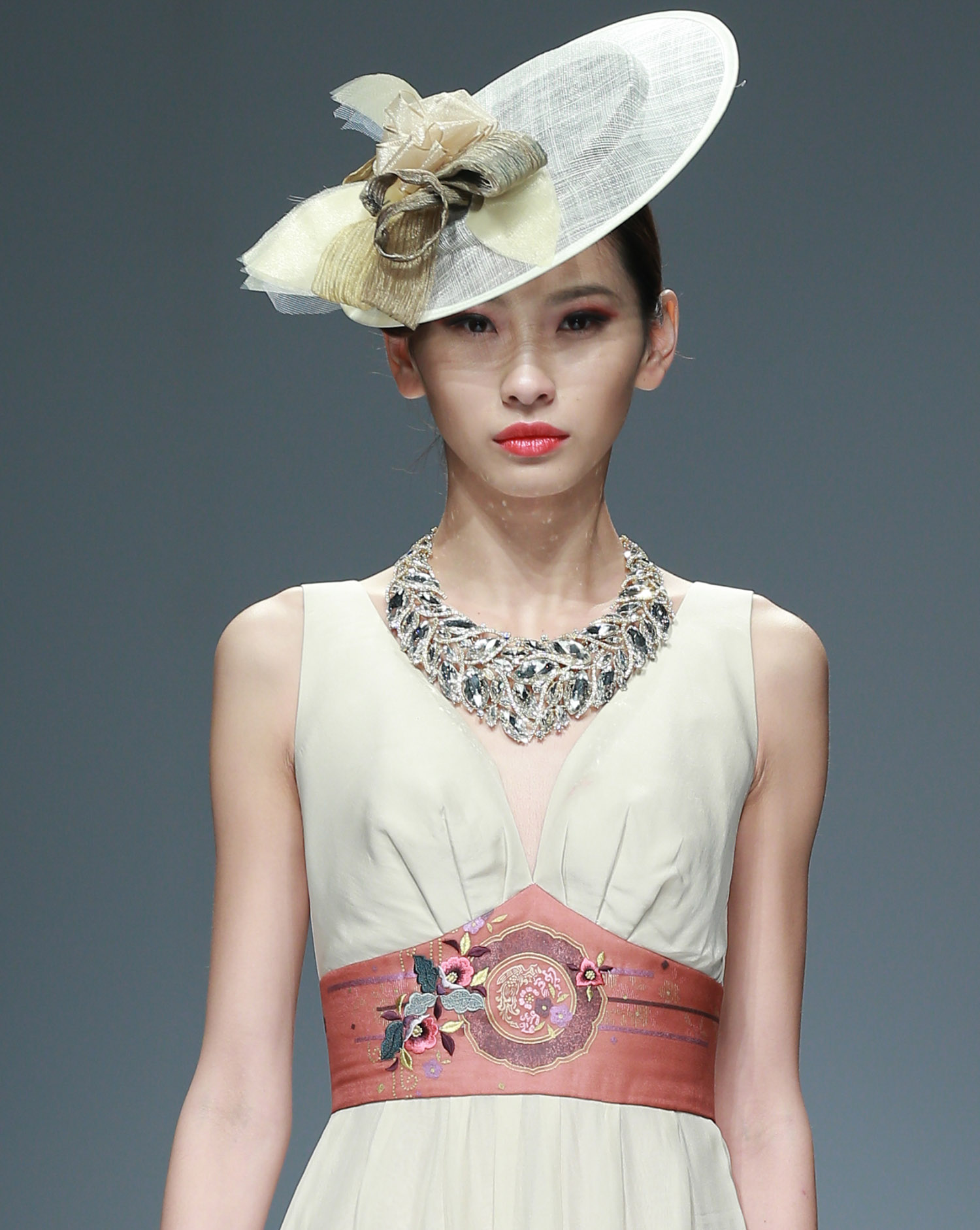 2016春夏中国国际时装周 纺大惟尚·孙菊香时装发布