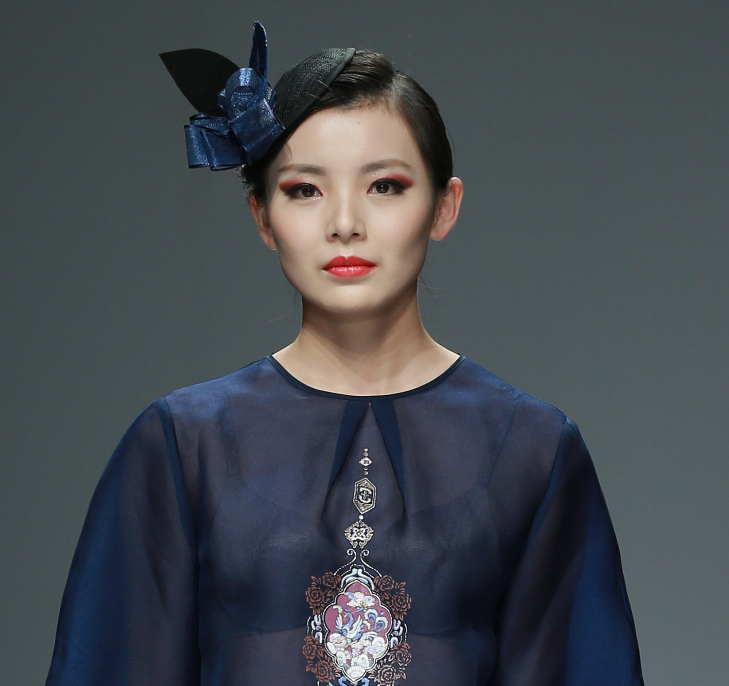 2016春夏中国国际时装周 纺大惟尚·孙菊香时装发布