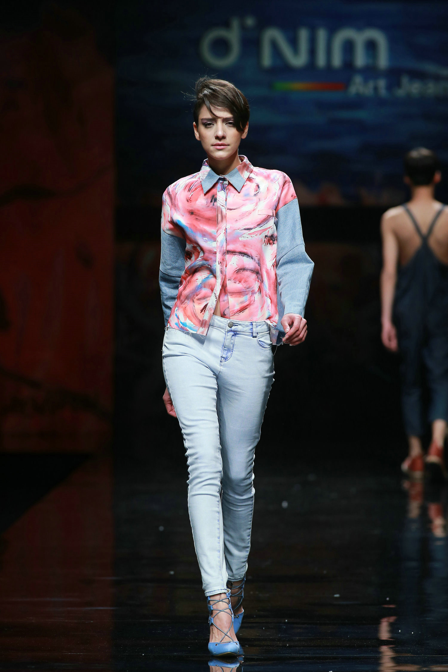 2016春夏系列中国国际时装周 nim·陈闻牛仔装发布
