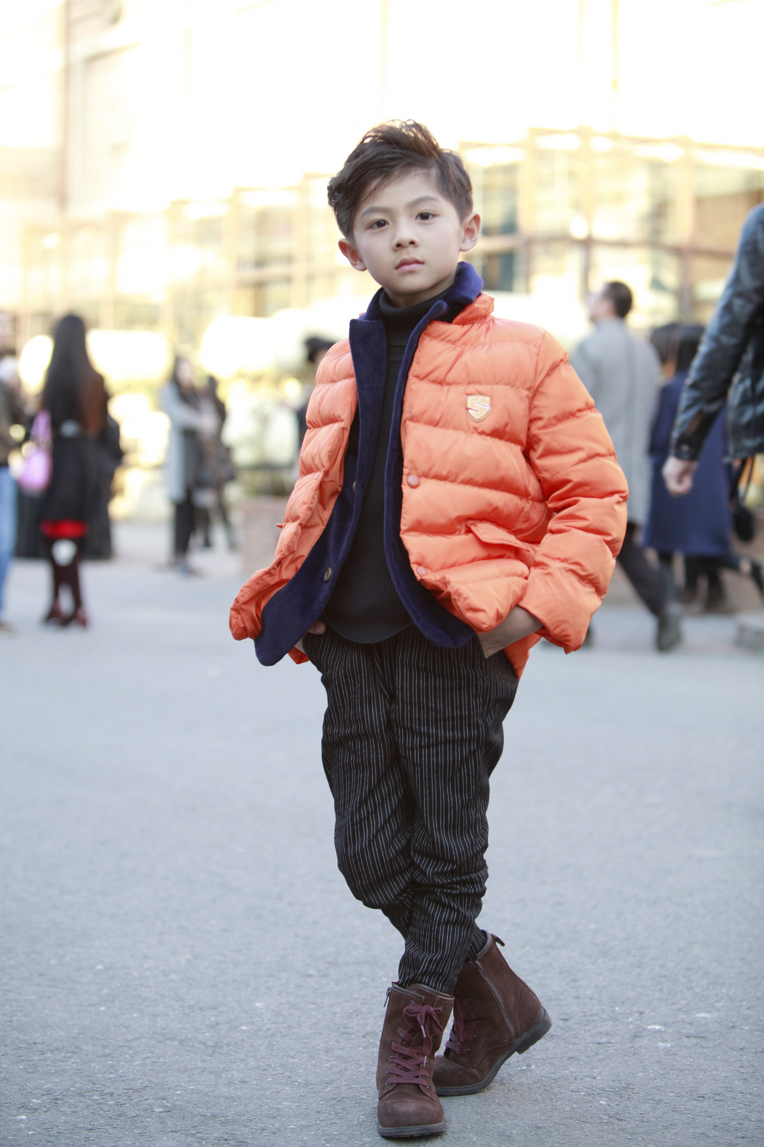 “小妖精”又来了，这么小就这么会凹造型，长大了可还了得！