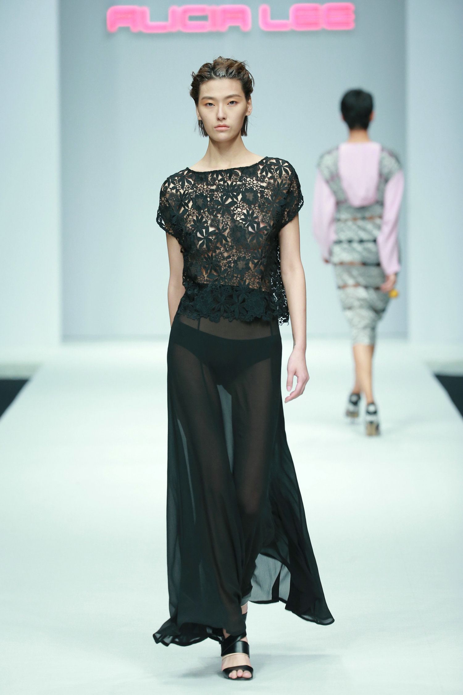 2016春夏系列中国国际时装周 ALICIA LEE·李坤时装发布