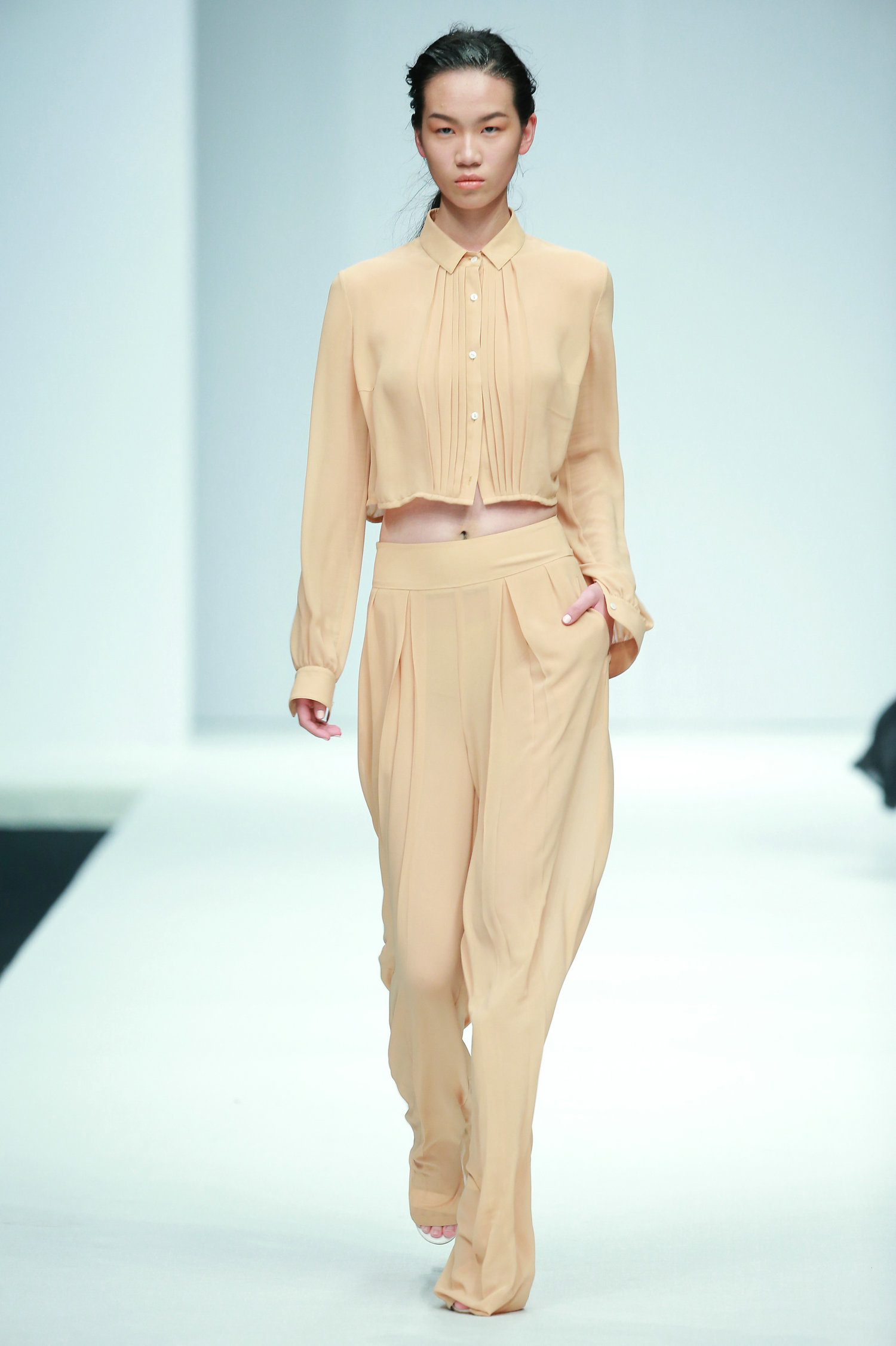 2016春夏系列中国国际时装周 ALICIA LEE·李坤时装发布