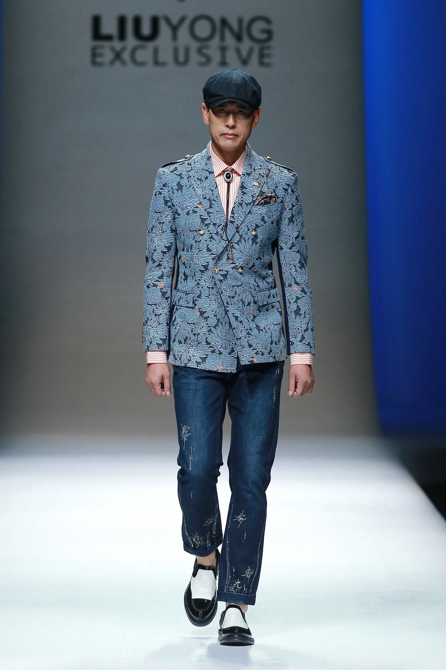 2016春夏系列中国国际时装周 亨利 赫伯特·刘勇私定作品发布