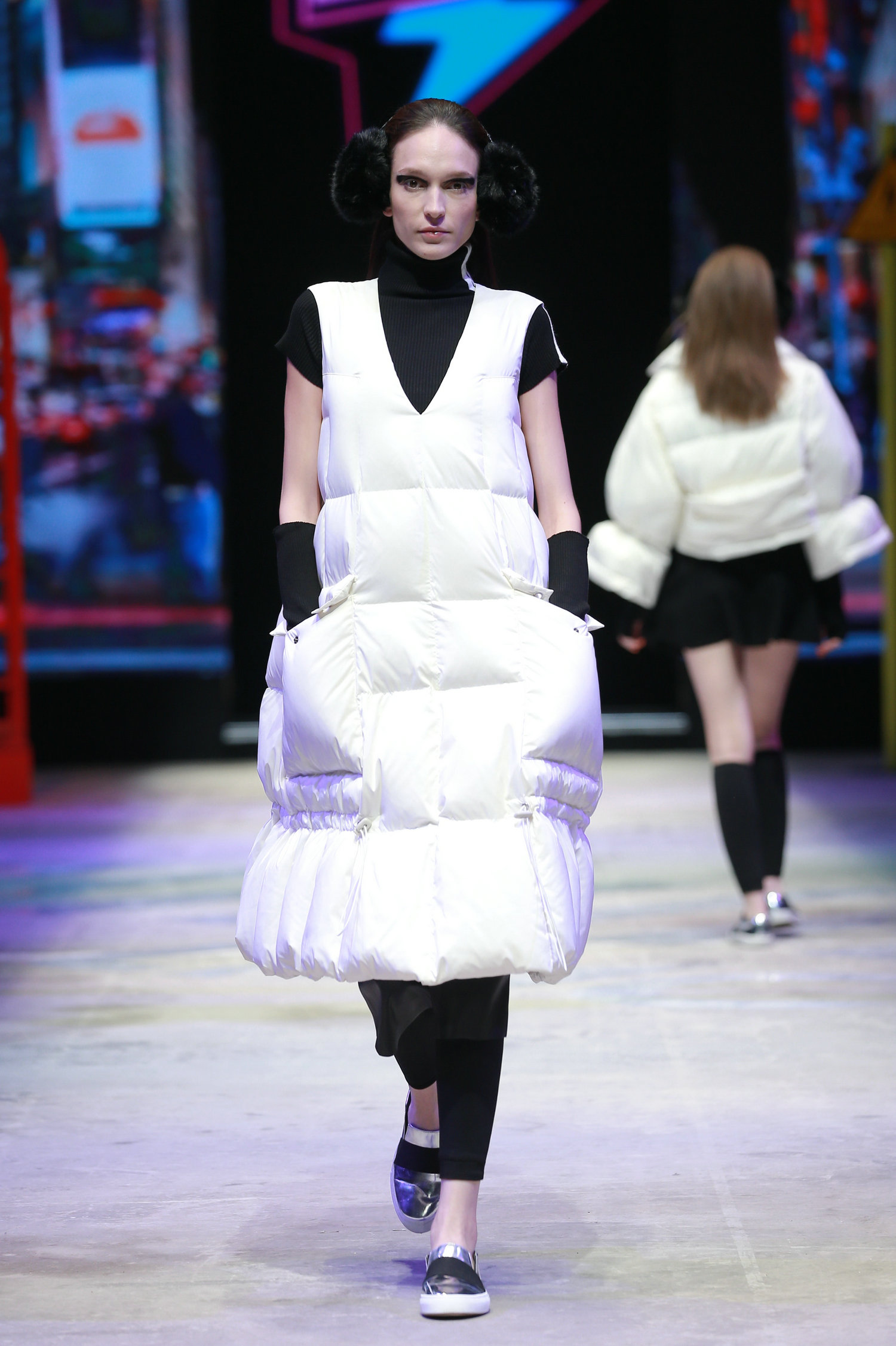 2016春夏系列中国国际时装周 金羽杰时装发布