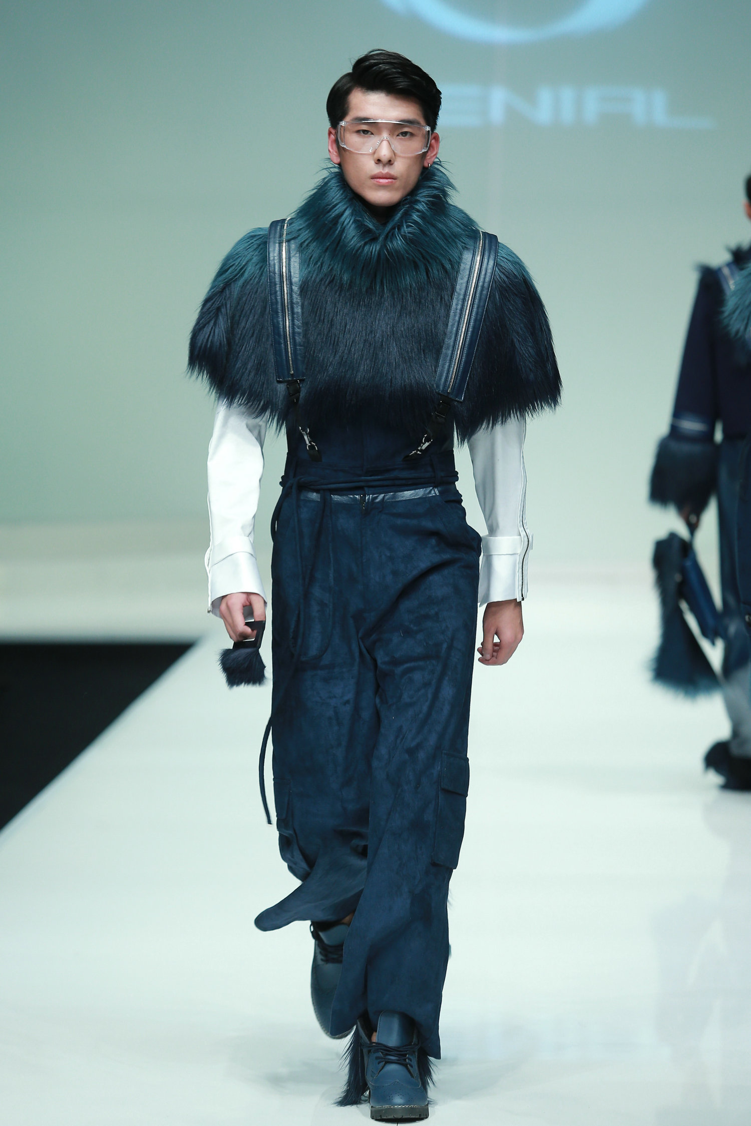 2016春夏系列中国国际时装周 锦霓杯·2015人造皮草时装设计大赛