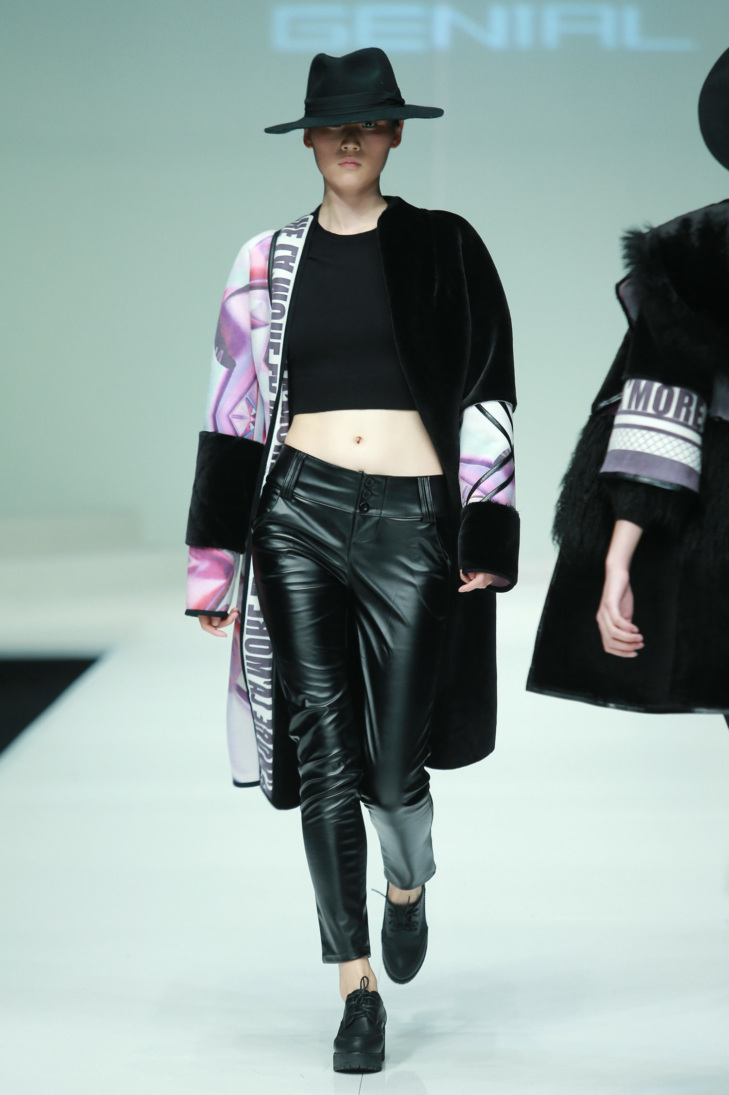 2016春夏系列中国国际时装周 锦霓杯·2015人造皮草时装设计大赛