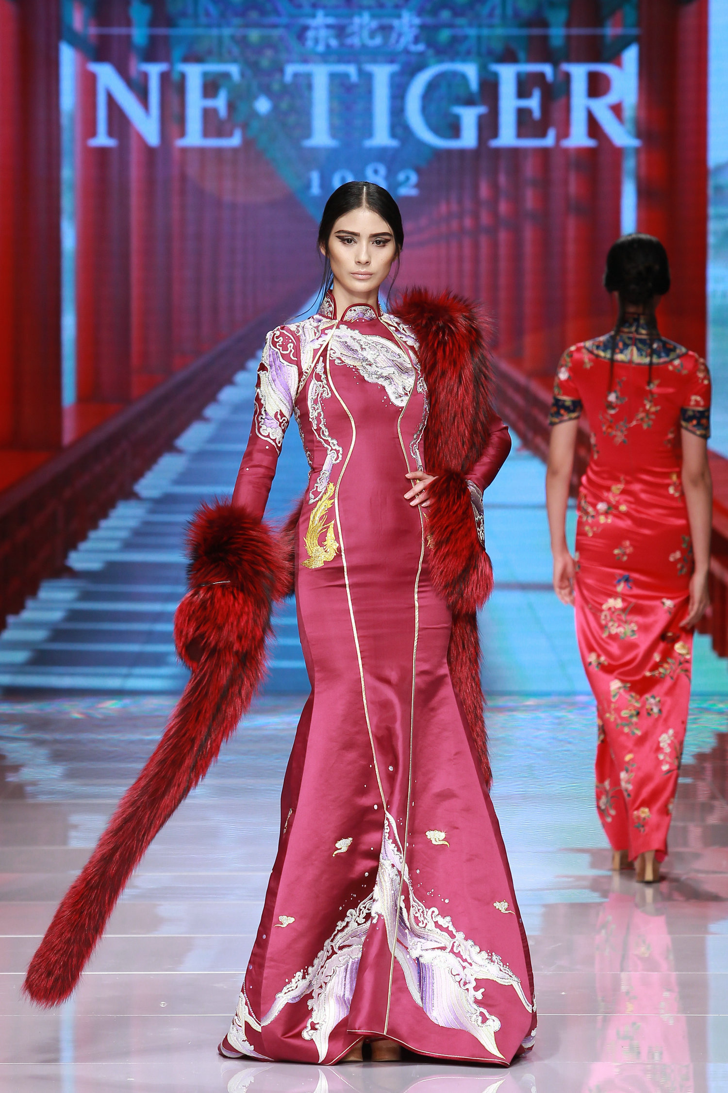 2016春夏系列中国国际时装周 NE&middot;TIGER 2016高级定制华服发布