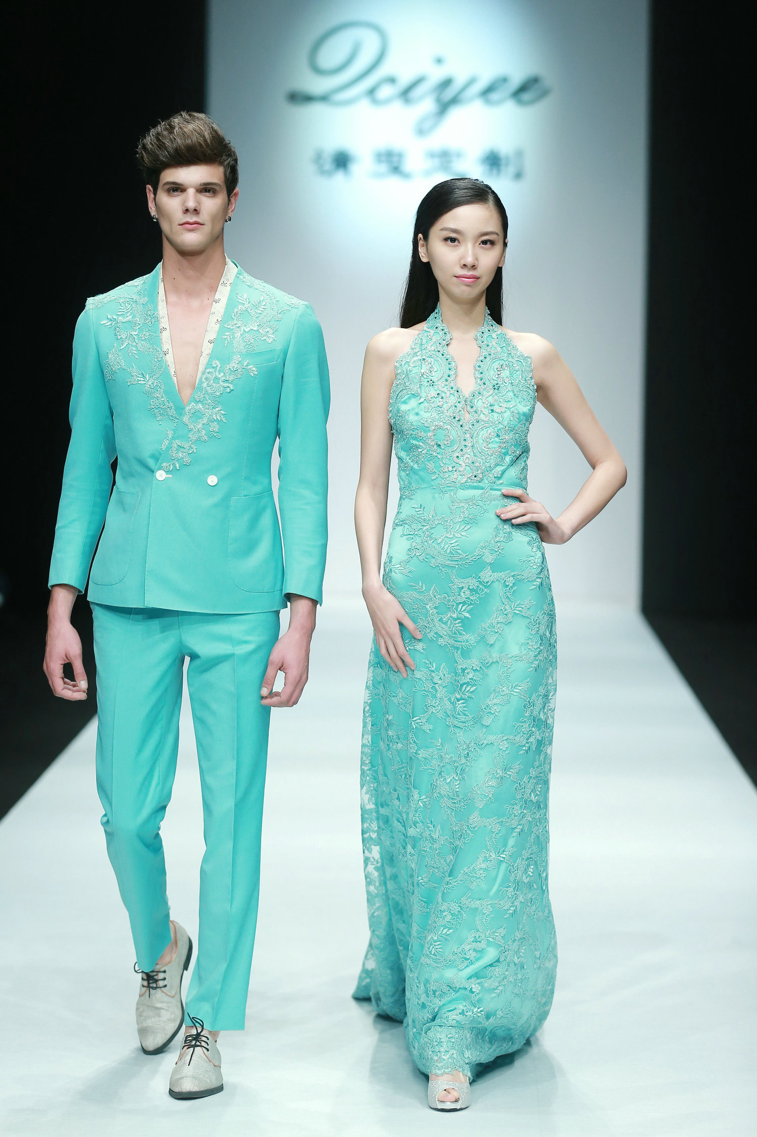 2016春夏系列中国国际时装周 清曳·倩时装发布