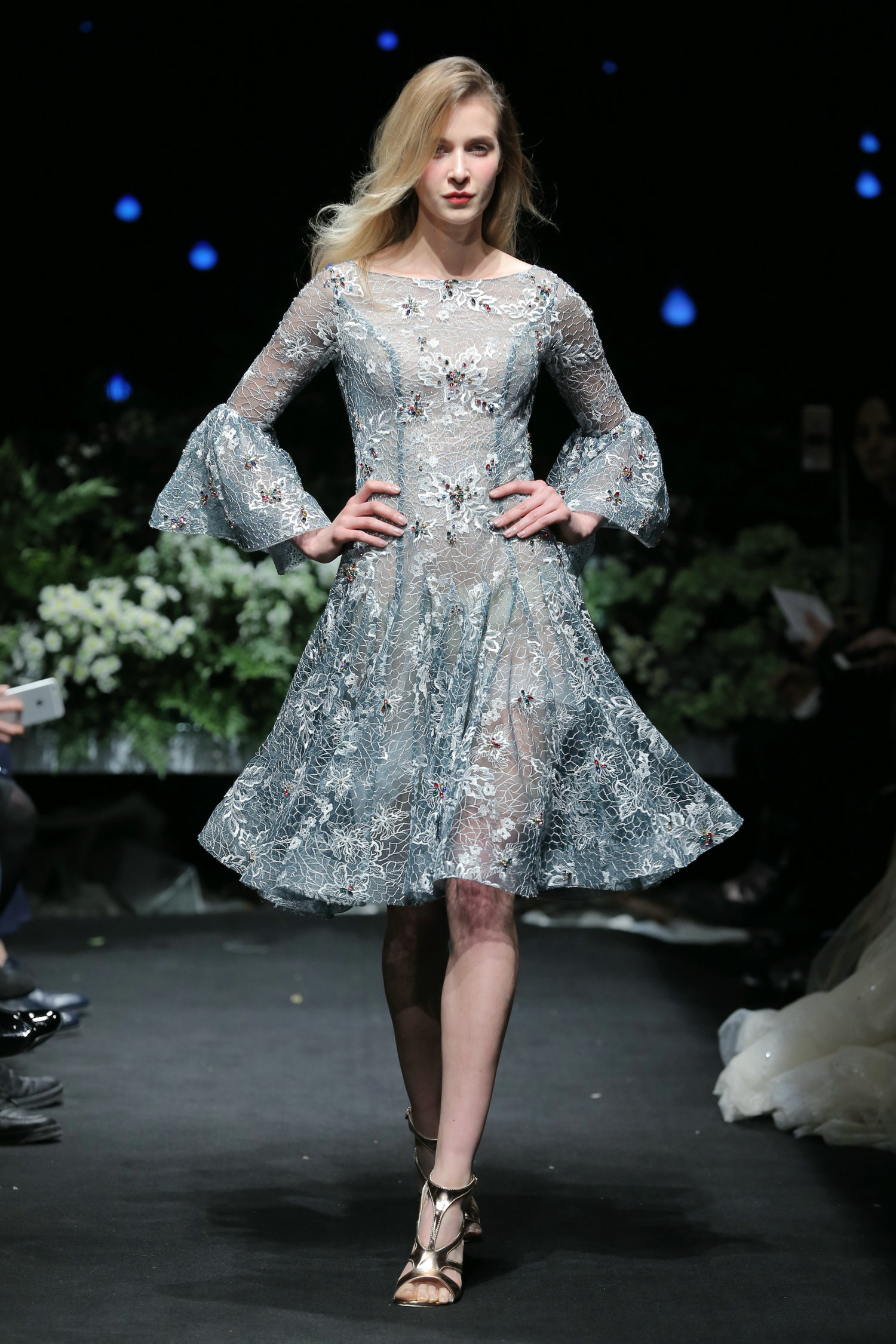 2016春夏系列中国国际时装周 Shenbai深白高级礼服婚纱发布