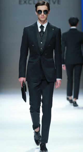 亨利 赫伯特·刘勇私定作品发布