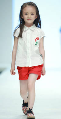 jojo&名可童装发布