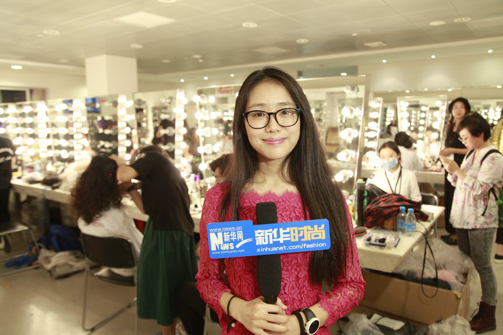 思海梦系列设计师须洁倩接受新华时尚采访