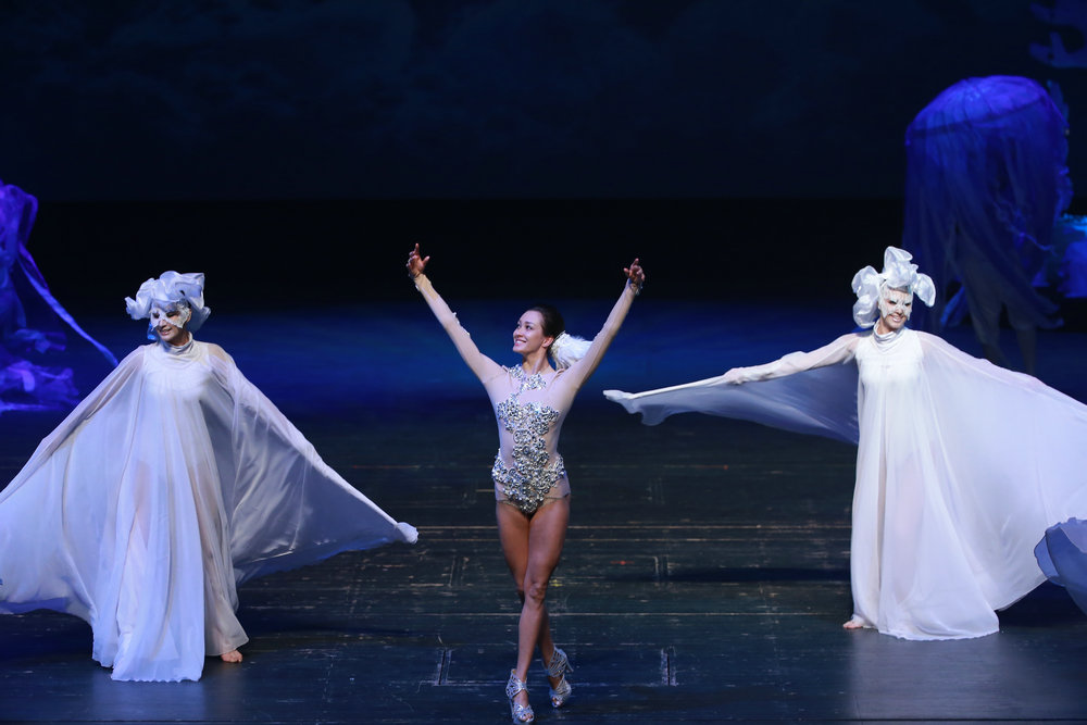 2015爱慕爱的传奇发布会-秀中之剧