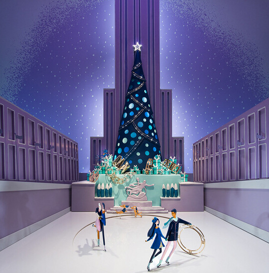 1940年10月21日，譽滿全球的蒂芙尼位于紐約第57街與第五大道路口的旗艦店正式開業迎賓。今年，蒂芙尼紐約第五大道旗艦店一年一度的聖誕主題櫥窗真愛滿盈…這些經典場景都由Lab Partners一手打造。插畫所呈現出來的風趣格調最終將立體展現在蒂芙尼全球各地的專賣店櫥窗中。