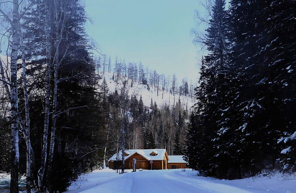 喀纳斯湖：世界尽头和冷酷仙境