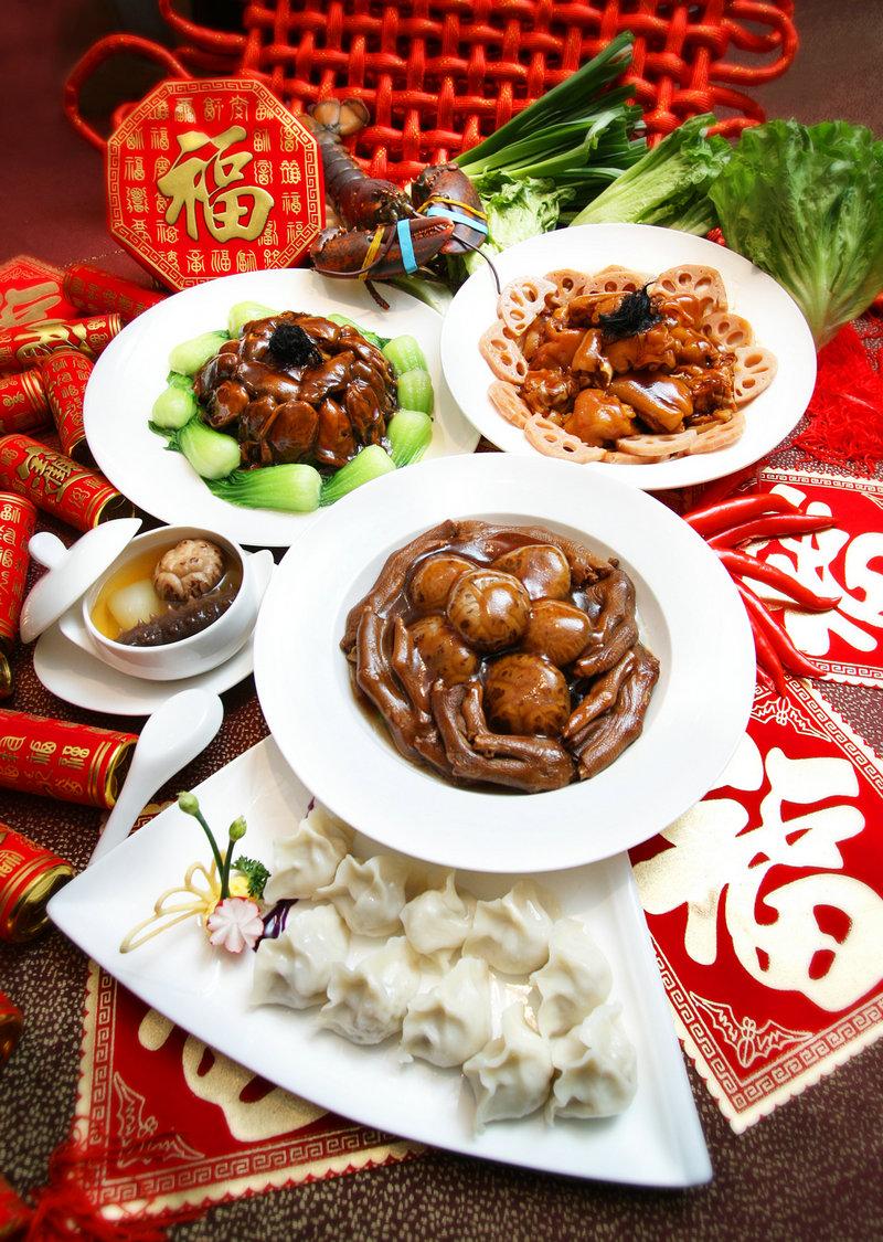 金猴闹春年夜饭 团团圆圆享大餐