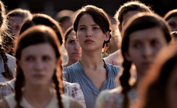 《饥饿游戏》——苏珊·柯林斯