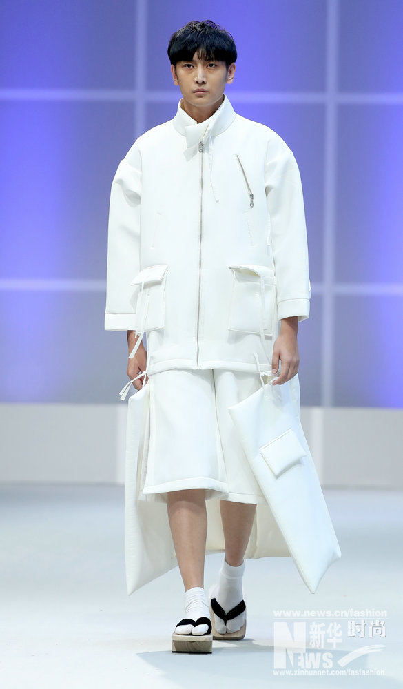 四川师范大学服装与设计学院