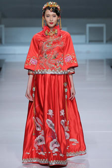 蔡美月2017春夏婚纱作品