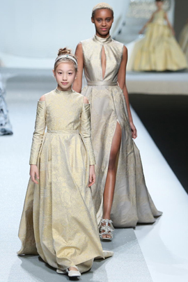 中国国际时装周 Vicky'Z·许馨尹亲子装发布