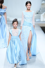 Vicky'Z·许馨尹亲子装发布