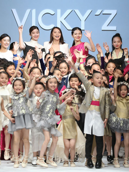 许馨尹时装发布会在京举行