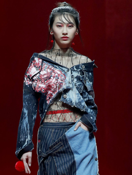 陈闻时装发布在京举行