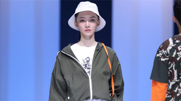 “冰川-熊昀”时装发布会在京举行