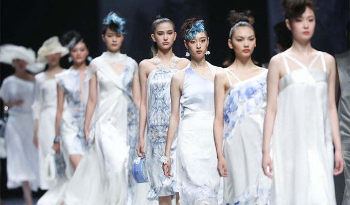 九五絲禦·鄧兆萍 中國國際時裝周2019春夏發布