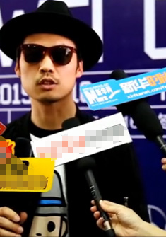 魏超:用＄1讽刺时下的拜金主义