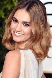 罗南和灰姑娘白裙&ldquo;撞衫&rdquo; 大比美