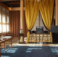 高级会所藏身故宫旁"寺庙"？